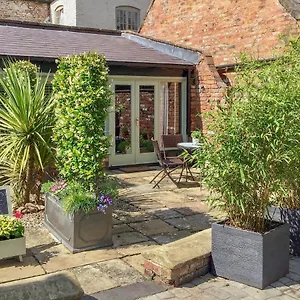 Holiday home The The Coach House